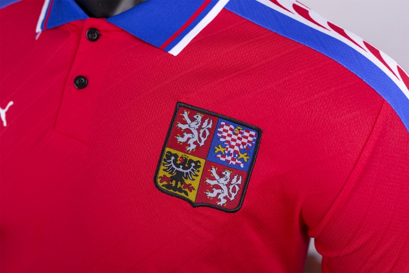 Retro 1996 Czech Republic Home Soccer Jersey