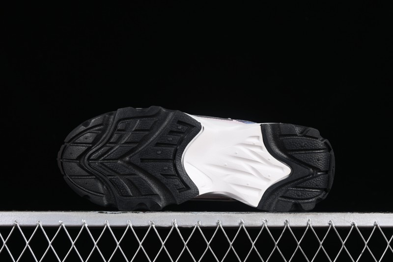 Nike TC 7900 Retro Chunky Dad Shoes with Reflective Swoosh and Cushioned Foam Sole - DD9682-002