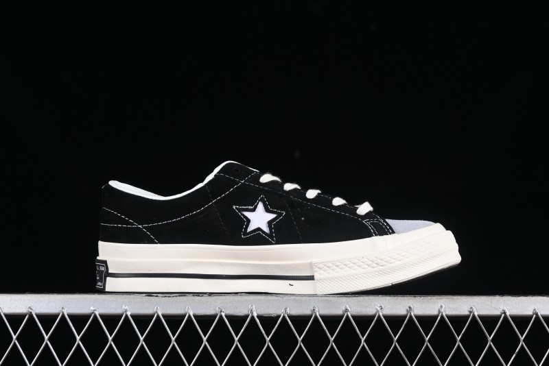 Converse One Star J Vtg Suede Low-Top Casual Sneakers in Black/Grey - M.C3