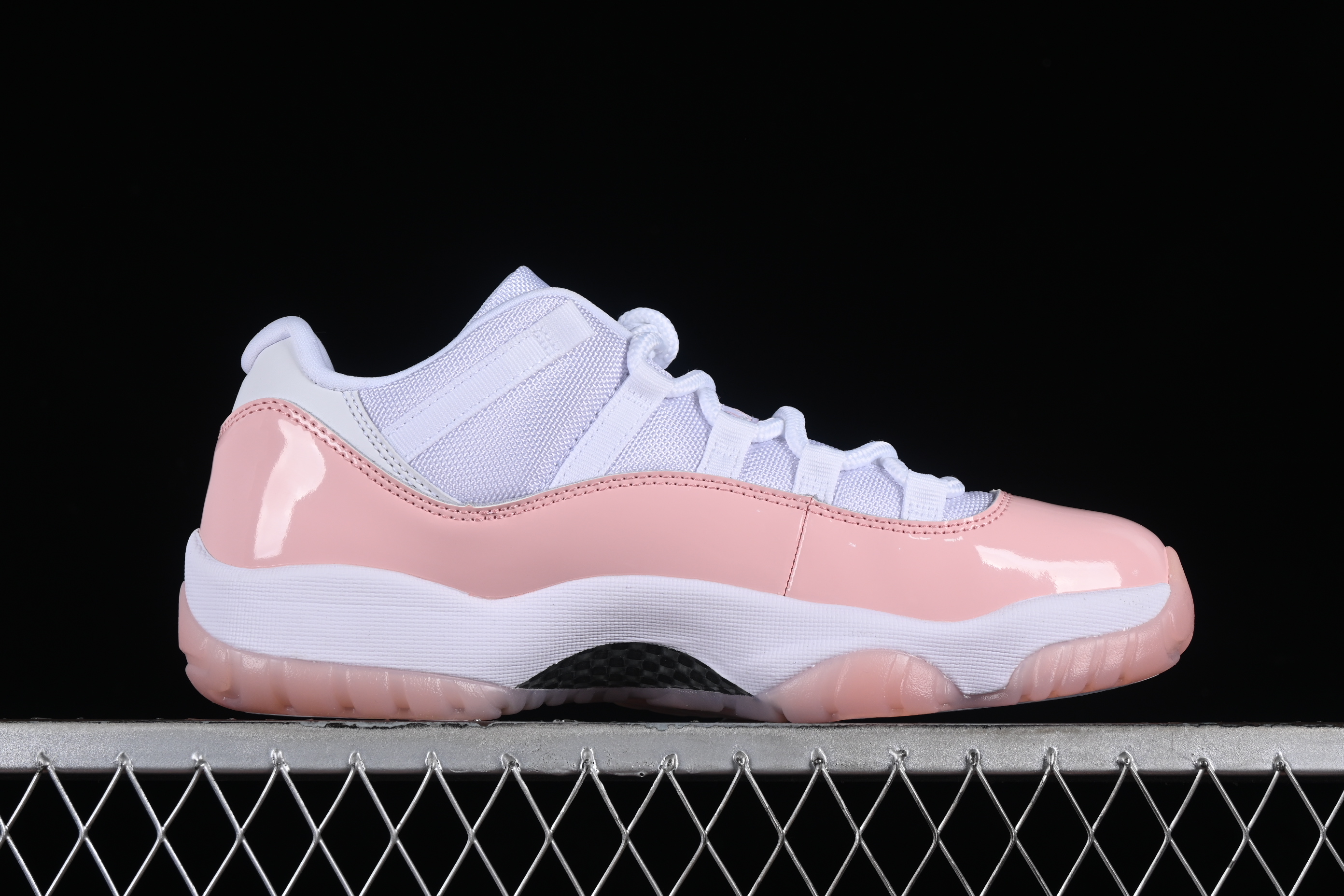 Nike Air Jordan 11 Low "Legend Pin" Basketball Shoes - AH7860-160