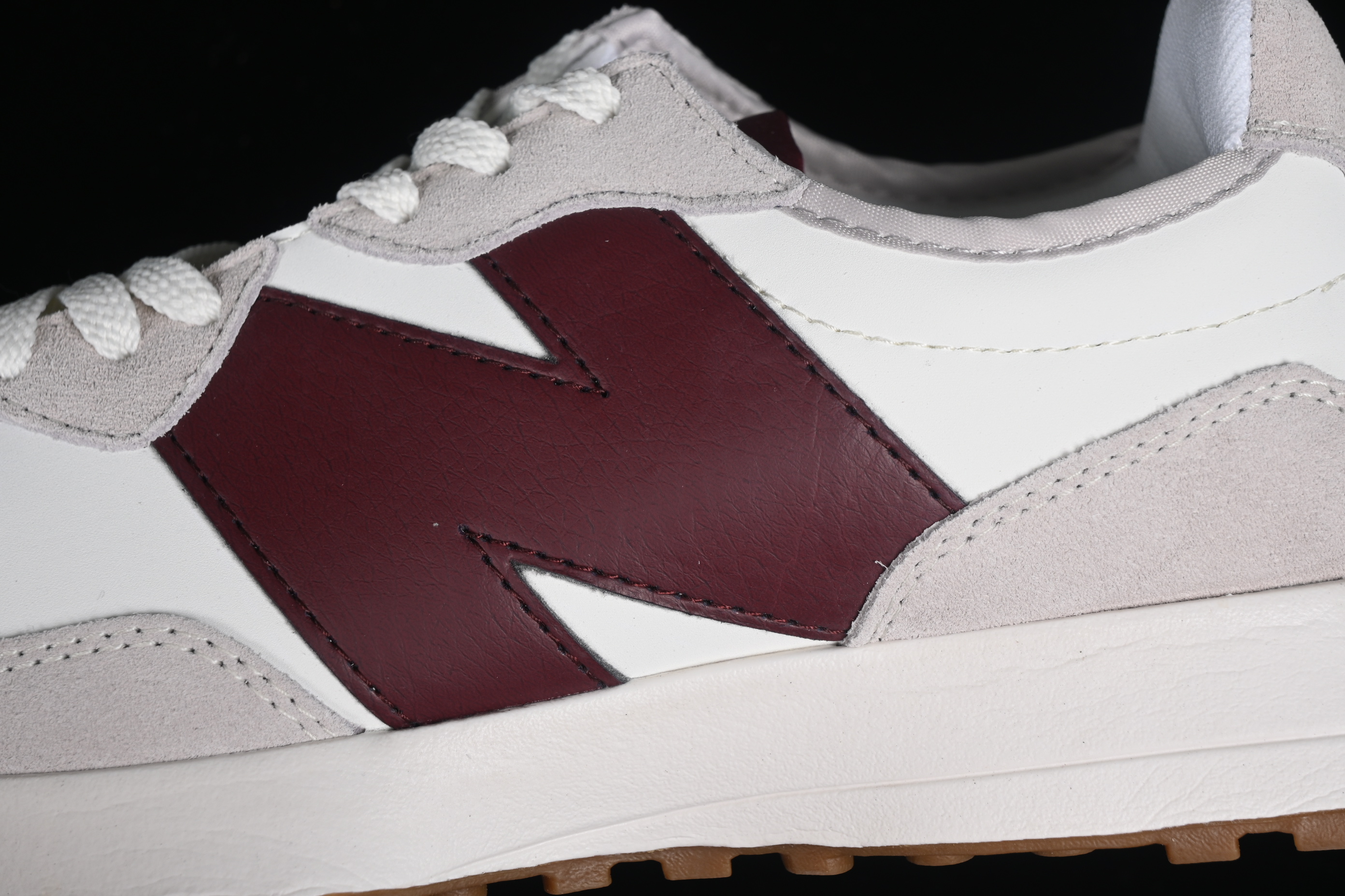 New Balance 327 Series Retro Casual Running Shoes - WS327KA