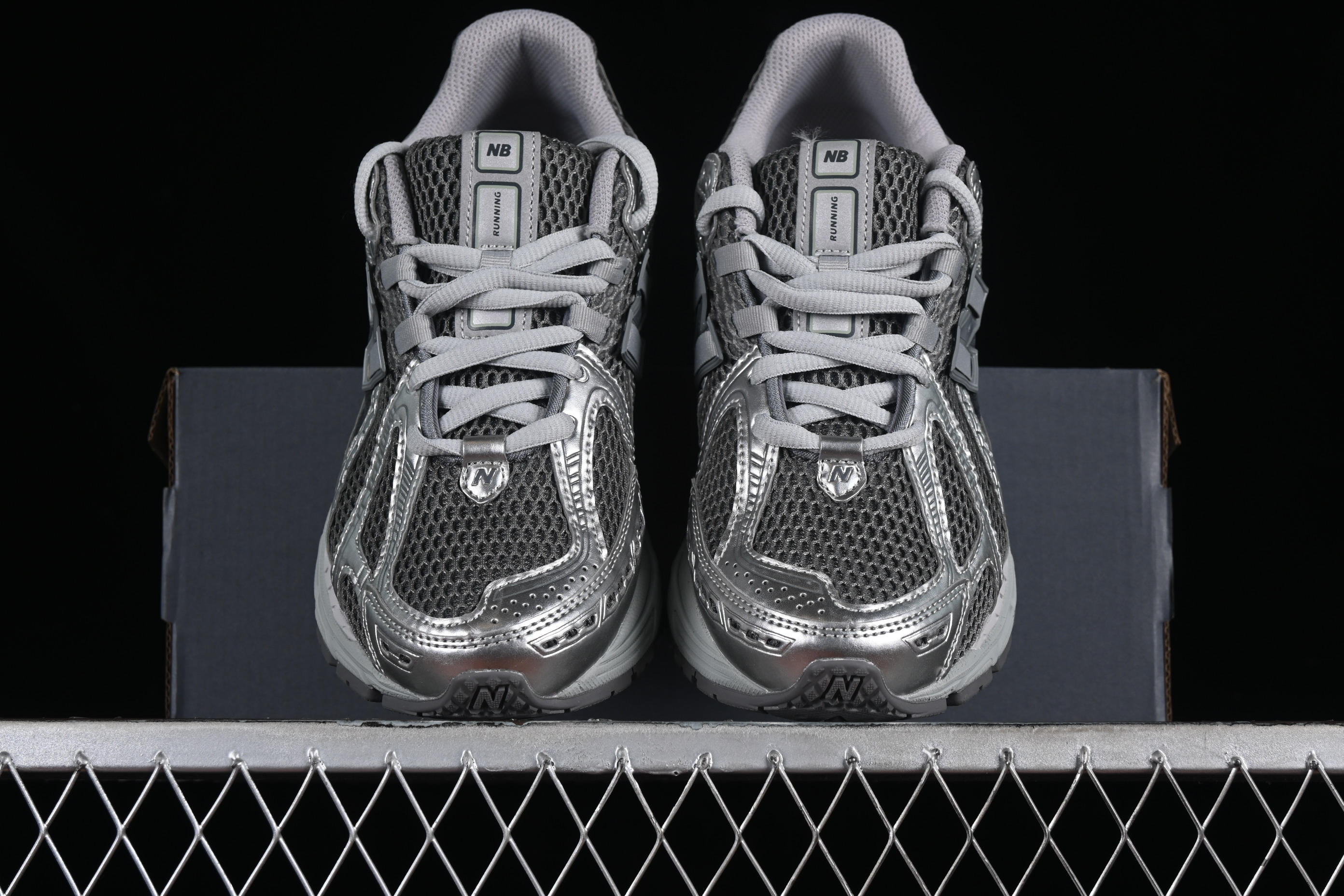 New Balance 1906 Series Retro Dad Style Casual Running Shoes - M1906REH