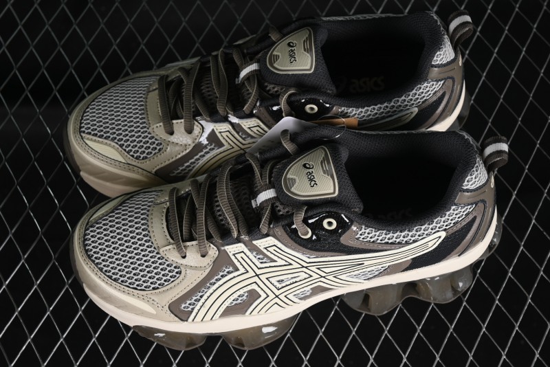 Asics Gel-Quantum Kinetic Retro Casual Sneakers with Thick Sole and GEL Scutoid Technology - 1203A270-201