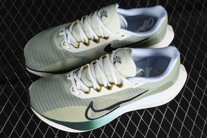 Nike Zoom Fly 5 Premium Lightweight Elastic Running Shoes - FV3632-301