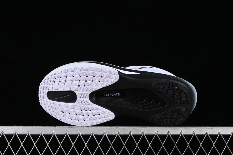Nike Zoom Fly 6 Running Shoes with Flyknit and React Technology - FN8454-101
