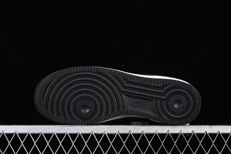 Nike Air Force 1 '07 Low Casual Sneakers with Full-Length Air Cushion - FZ4625-001