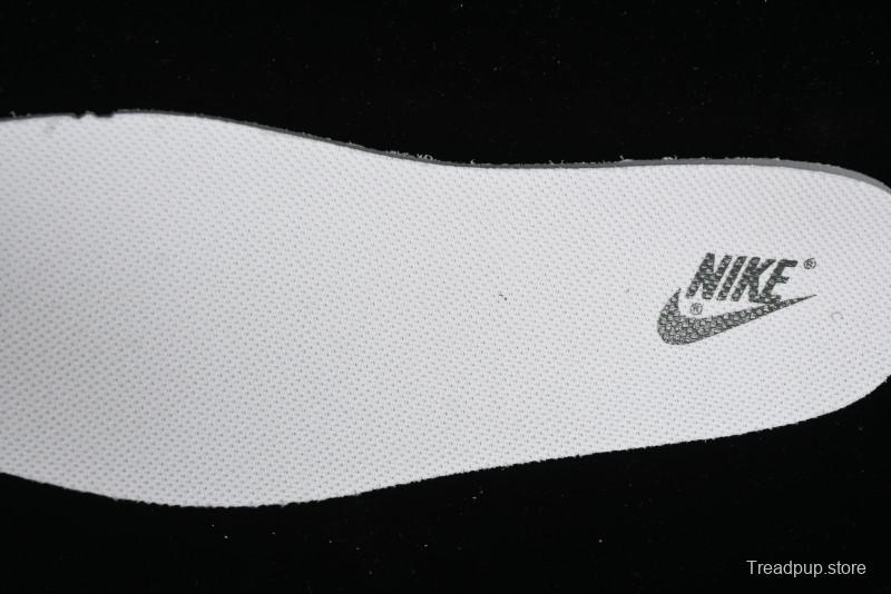 Nike SB Dunk Low Supreme Collaboration - Military Green Canvas Anniversary Custom Low-Top Casual Skate Shoes - BB6698-516