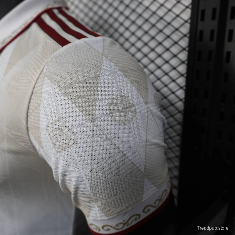 25/26 Player Version Bayern Munich White Diamond Pattern POLO Special Jersey