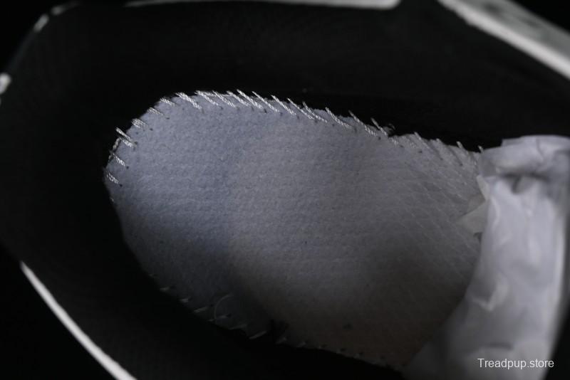 MLB Chunky Classic Base Heel Monogram Lightweight Platform Sneakers with 6cm Height Boost - 3ASXCBH4N50BKS