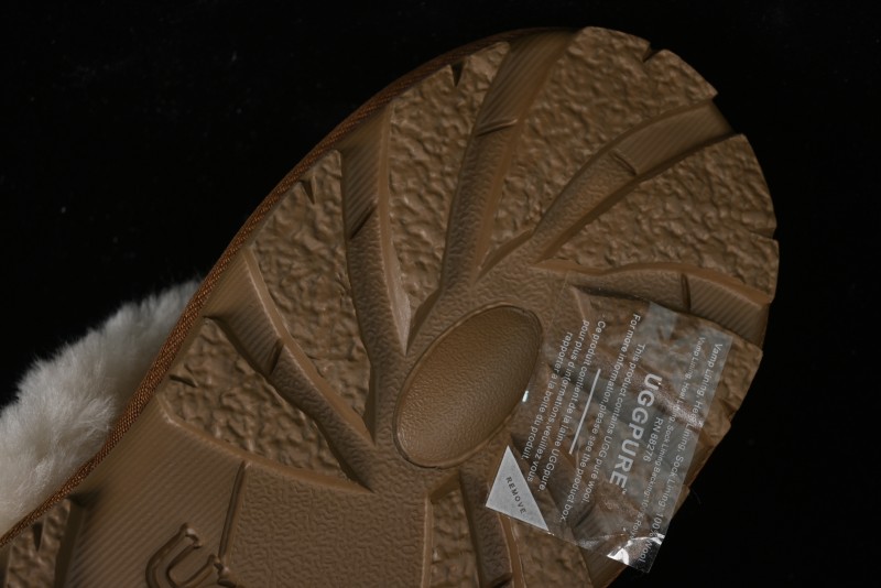 UGG Coquette Star Slippers with TREADLITE Lightweight Outsole - 1015125