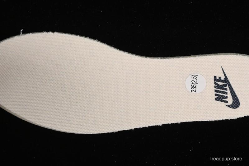 Nike TC 7900 Retro Chunky Dad Shoes with Reflective Swoosh and Cushioned Sole - DD9682-103