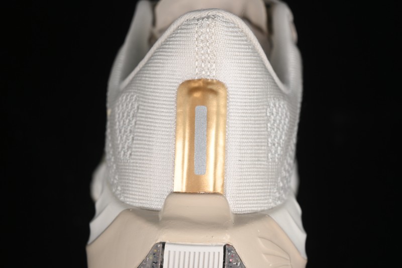 Nike Air Zoom Pegasus 35 Running Shoes with Breathable Mesh and Zoom Air Cushion - FQ7261-100