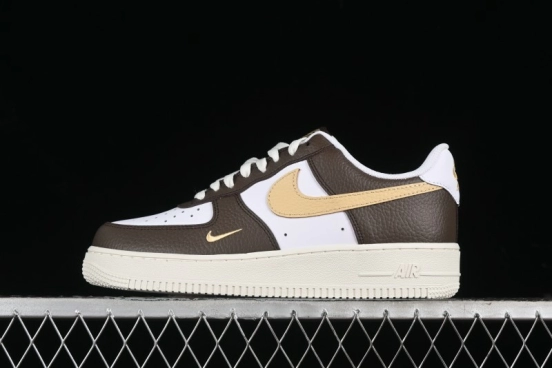 Nike Air Force 1 '07 Low Casual Sneakers with Full-Length Air Cushion - HM9656-001