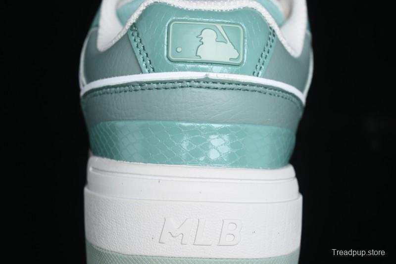 New York Yankees MLB Chunky Liner Wide Saffiano Platform Casual Sneakers - 3ASXCWN4N07MTM