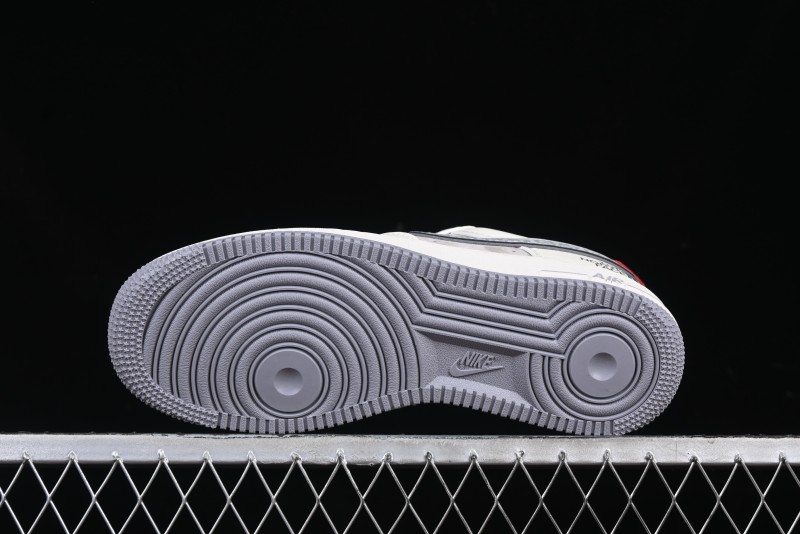 Nike Air Force 1 '07 Low The North Face x CDG Retro Casual Sneakers with Full-Length Air Cushion - DM6688-049