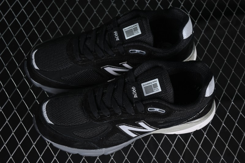 New Balance 990 Series Premium Retro Running Shoes with Carbon Fiber Midsole - M990BK4