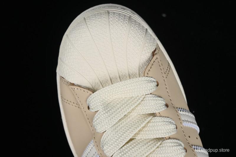 Adidas Originals Superstar Casual Sneakers with Shell Toe Design - IE3039