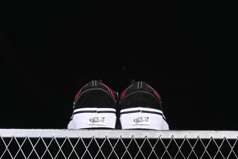 Vans Old Skool Flame Red Low-Top Casual Skate Shoes - VN000CQDBA5