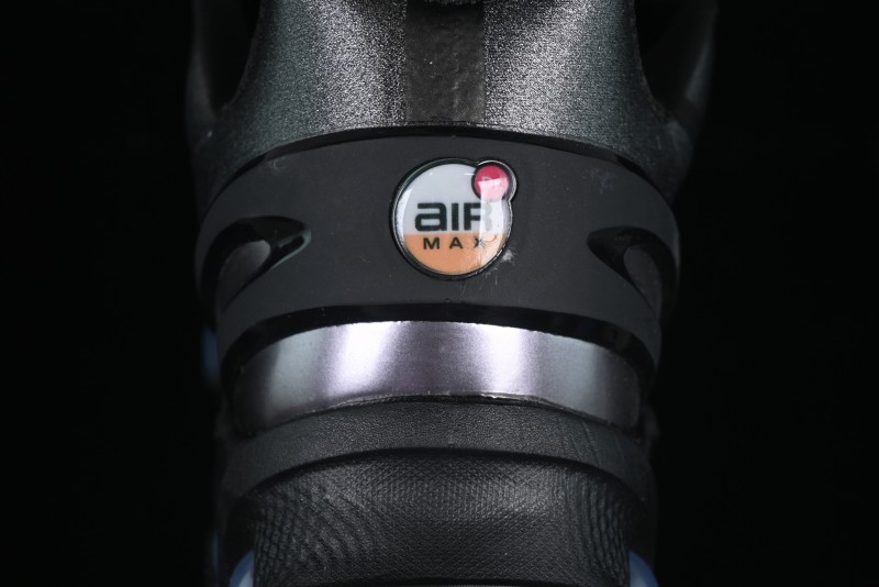 Nike Air Max Dn Running Shoes with Dynamic Air Cushion Technology - HF5509-002