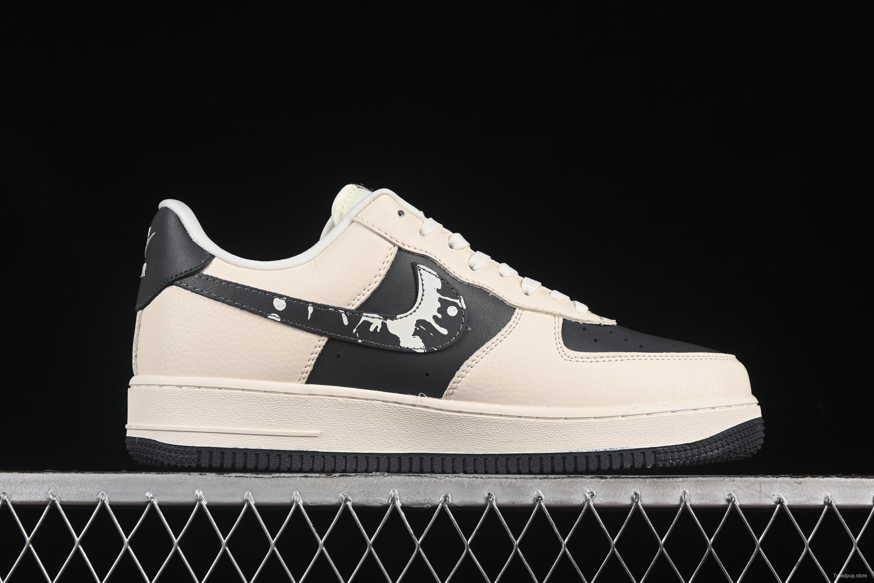 Nike Air Force 1 '07 Low Stussy Collaboration Beige Black Splatter Swoosh Casual Sneakers - DF0188-042