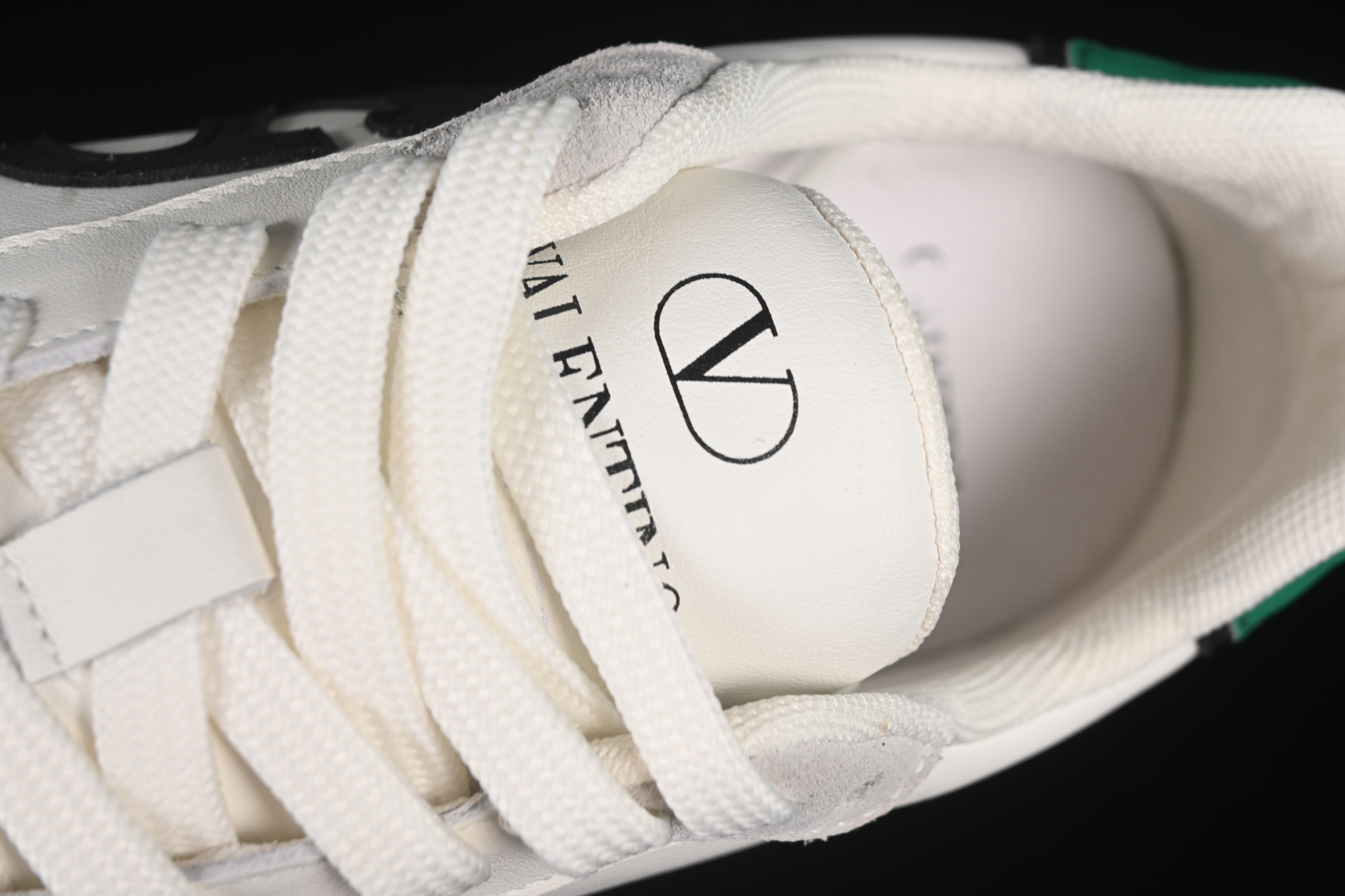 Valentino Punk Style Stitch Pattern Soft Lambskin Comfortable Lace-Up Low-Top Casual Running Shoes - MBH8