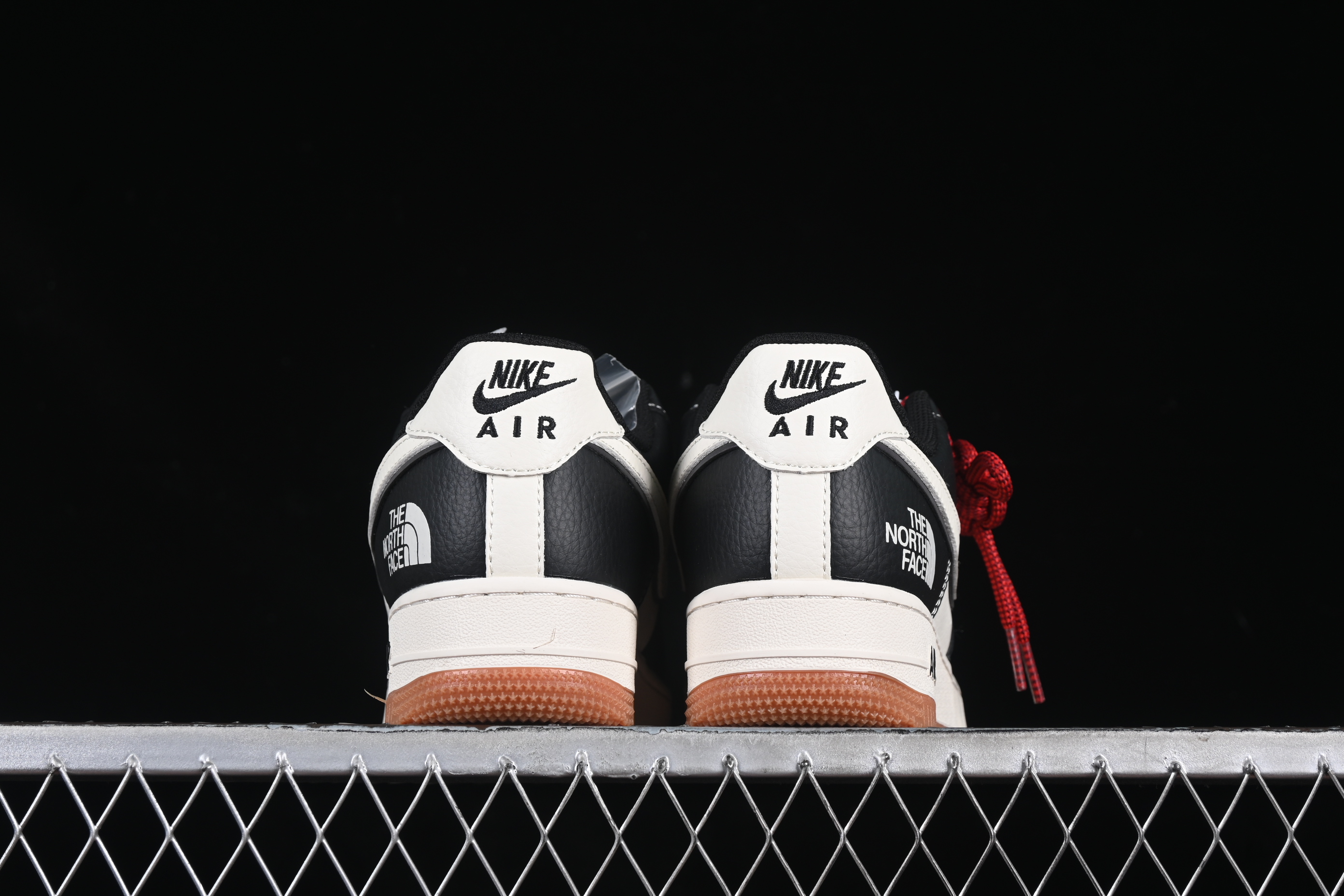 Nike Air Force 1'07 Low The North Face Collaboration Black Lychee Pattern Gum Sole Casual Sneakers - XZ6188-114