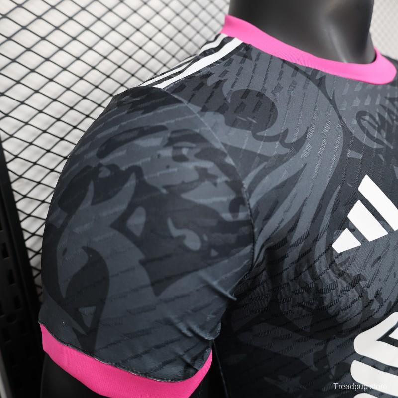 Player Version 25/26 Liverpool Black with Pink Accents Design Jersey