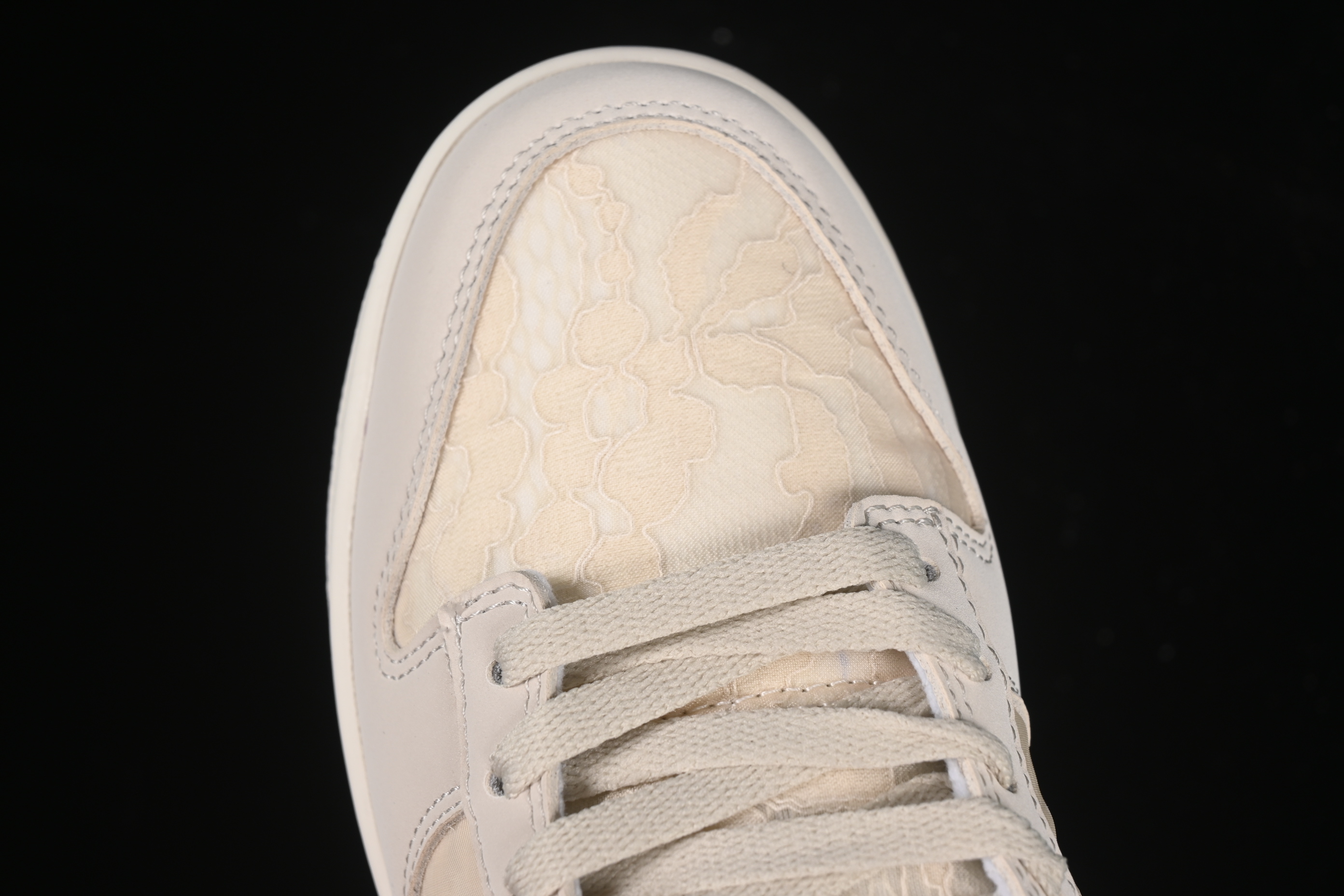 Nike SB Dunk Low Light Orewood Brown Lace Floral Skate Shoes - HJ5870-100
