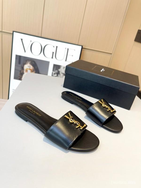 2025 Women Yves Saint Laurent Black Leather Slippers LY00180