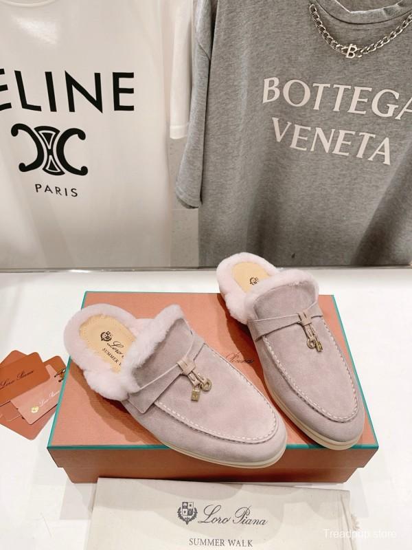 2024 Slippers LP light pink suede shearling slippers MJ00300
