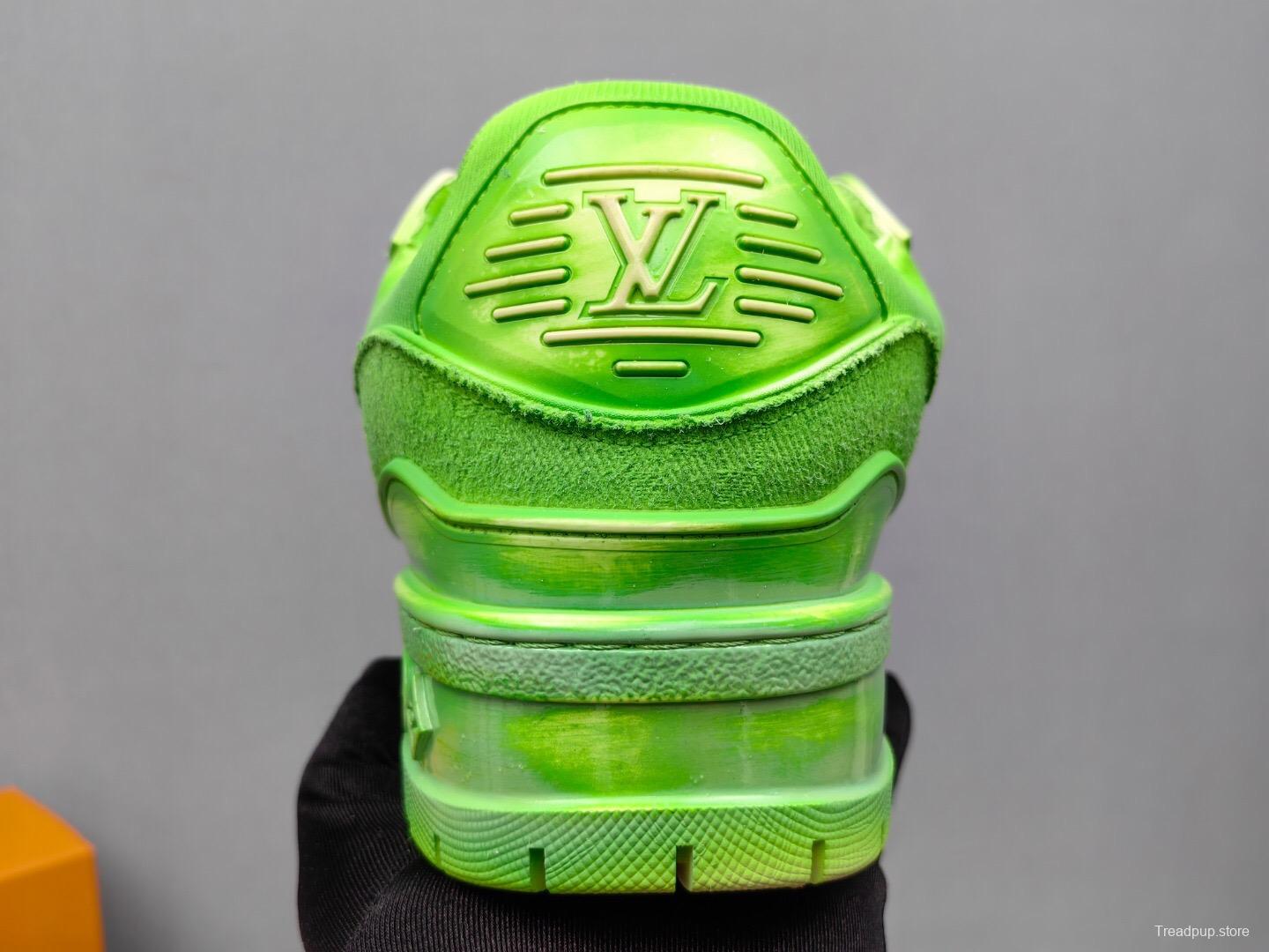 2025 Unisex Louis Vuitton Green Mesh Suede Trainer KFY00510