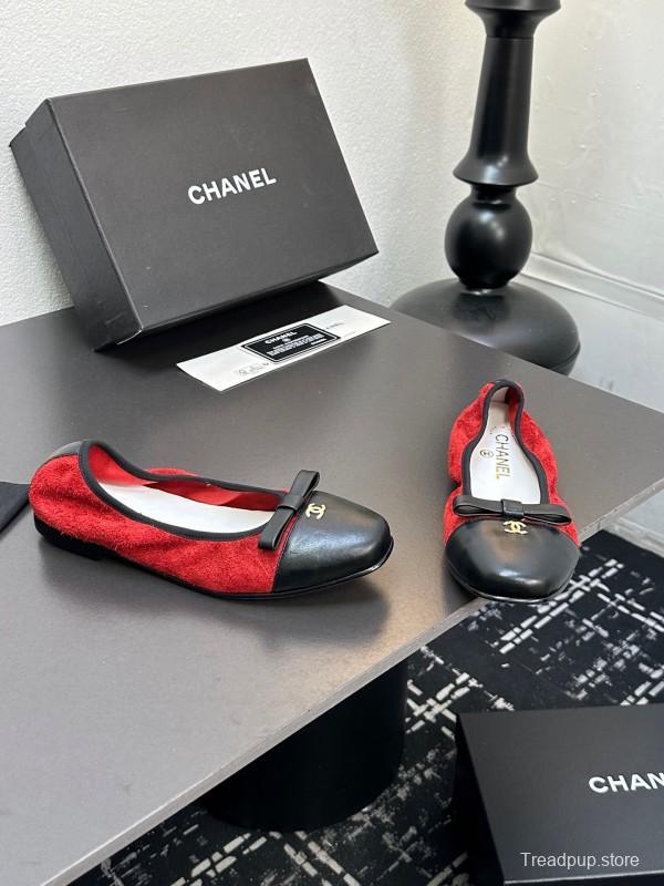 2025 Women CHANEL Red And Black Lambskin Ballet Flats Classic Bow Detail CC Logo LY00360(F)
