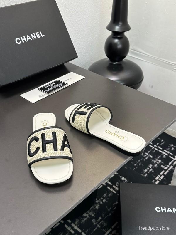 2025 Women CHANEL White Black Canvas Slippers