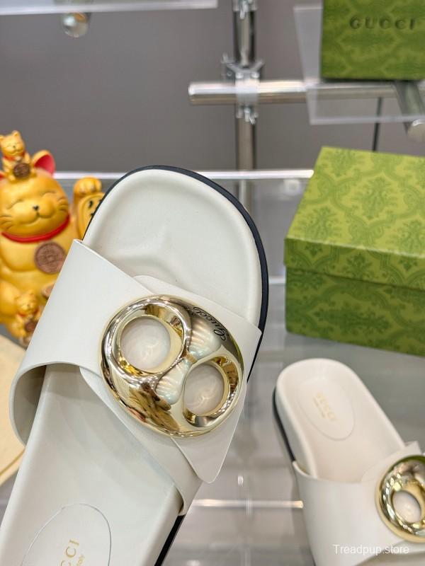 2025 Gucci White Leather Slippers KFY00210