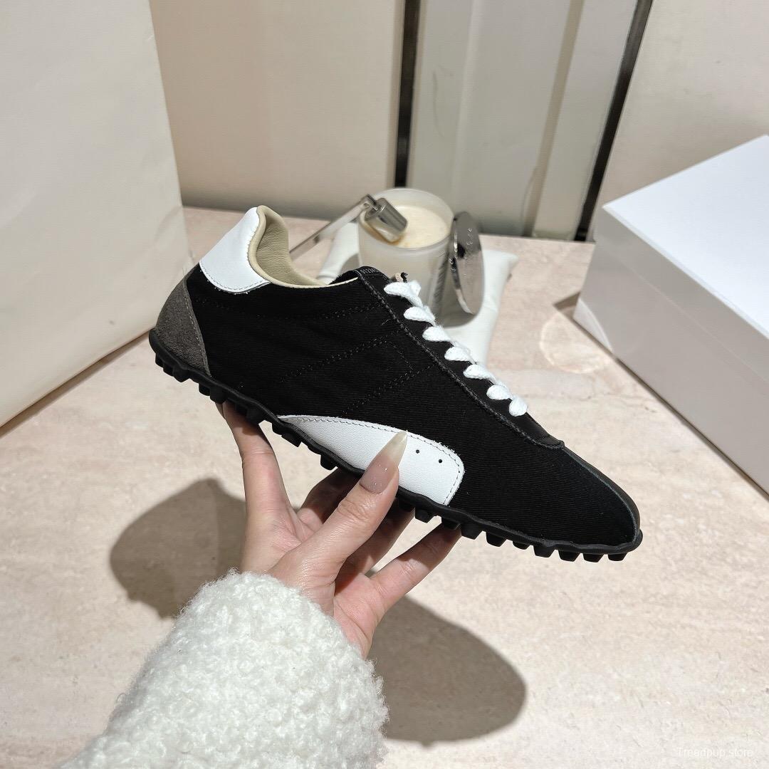 2025 Unisex MM6 Maison Margiela Black White Leather Canvas Sneakers