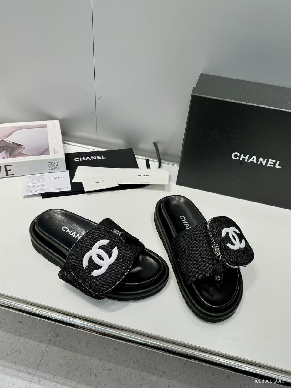2025 Slippers Chanel Black Fabric Slippers