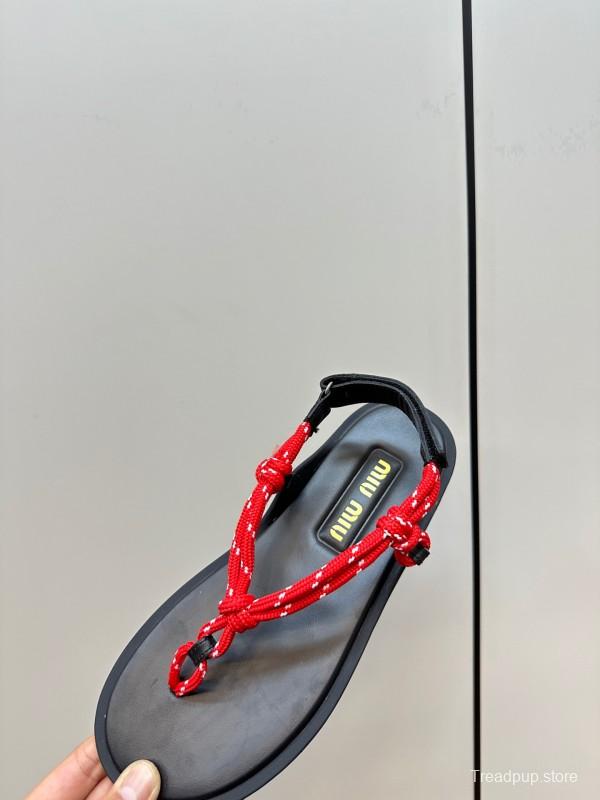 2025 Women Miu Miu Black Red Leather Sandals