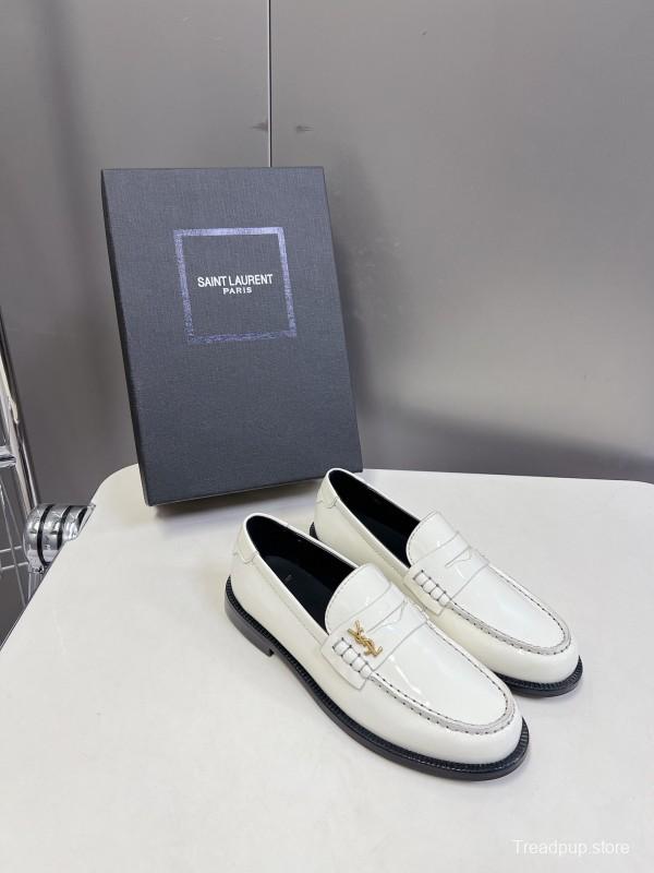 2025 Women Yves Saint Laurent White Leather Loafer KFY00350