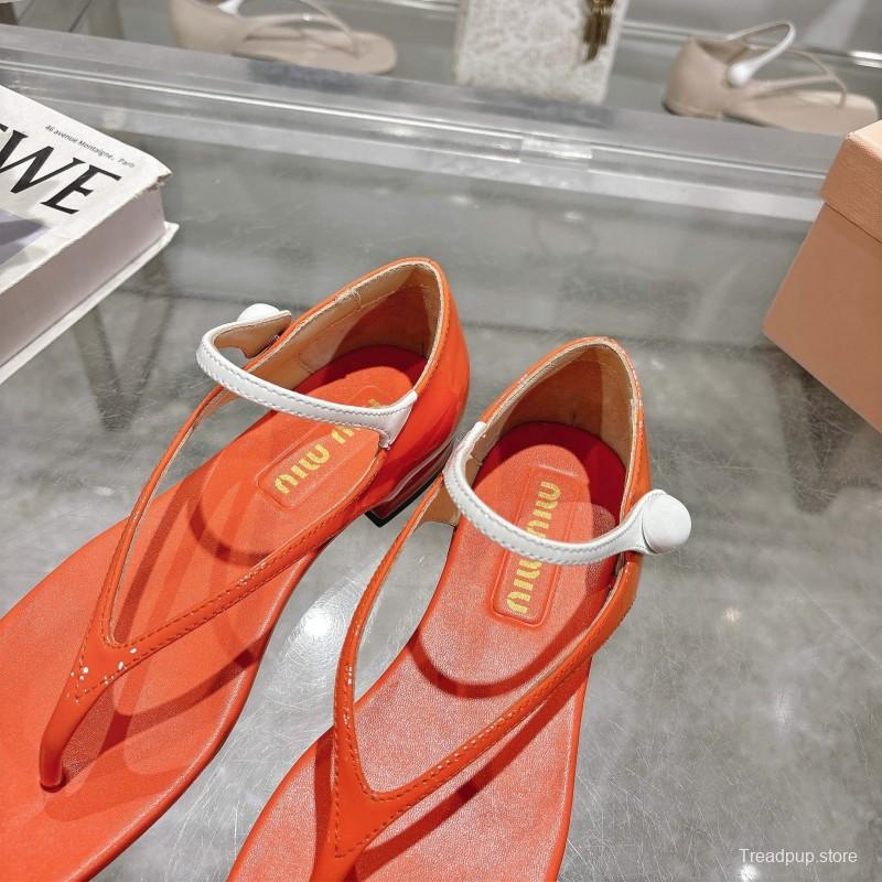2025 Women Miu Miu Orange Patent Leather T-strap Sandals With Square Toe KFY00289(F)