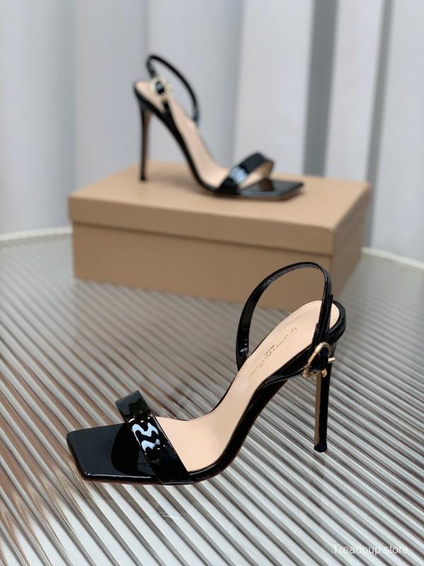 2025 Women Gianvito Rossi Black Patent Leather Slingback Sandals