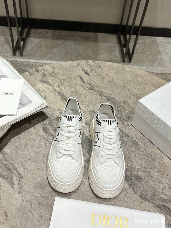 2025 Women Dior White Leather Sneakers Star Detailing KFY00330