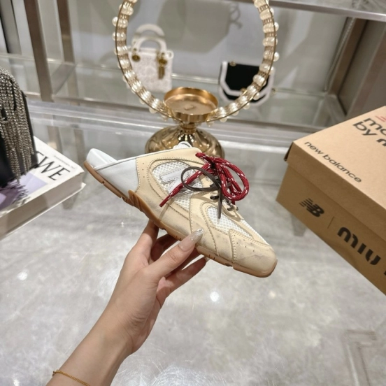 2025 Women Miu Miu Beige White Leather Sneakers