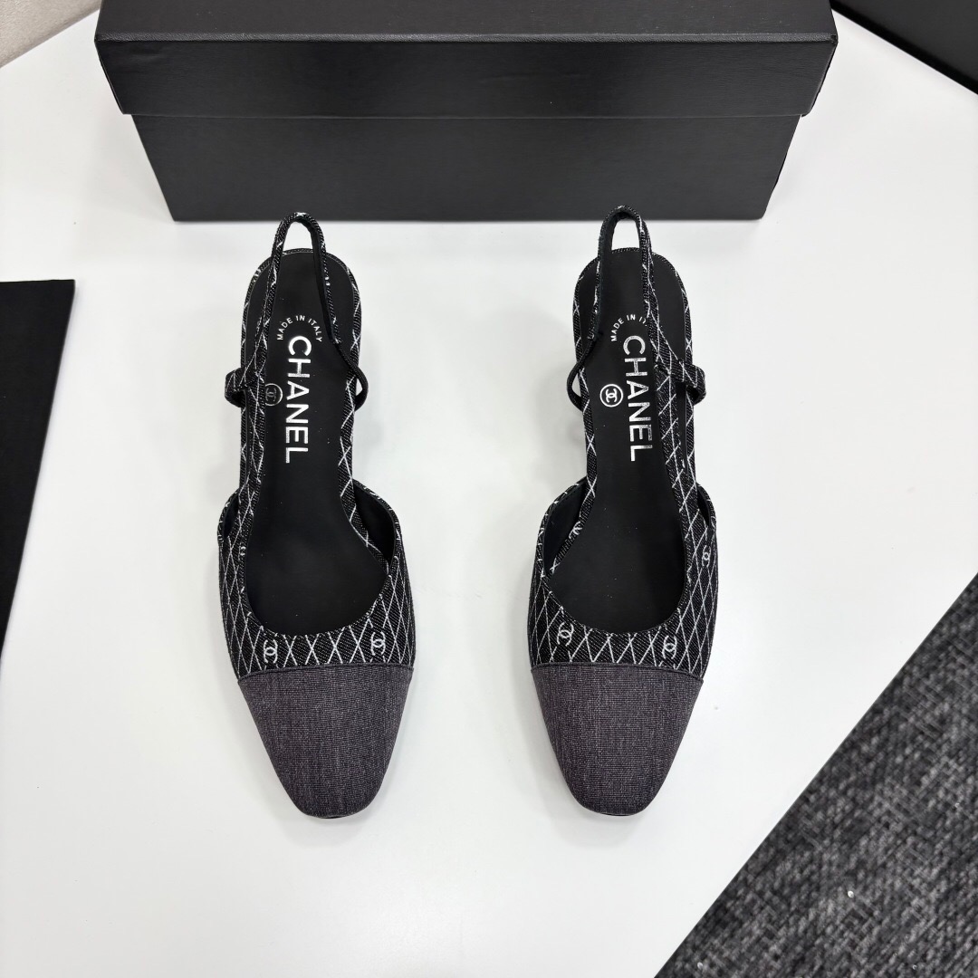 2025 Women Chanel Black White Fabric Slingback Heel LY00240