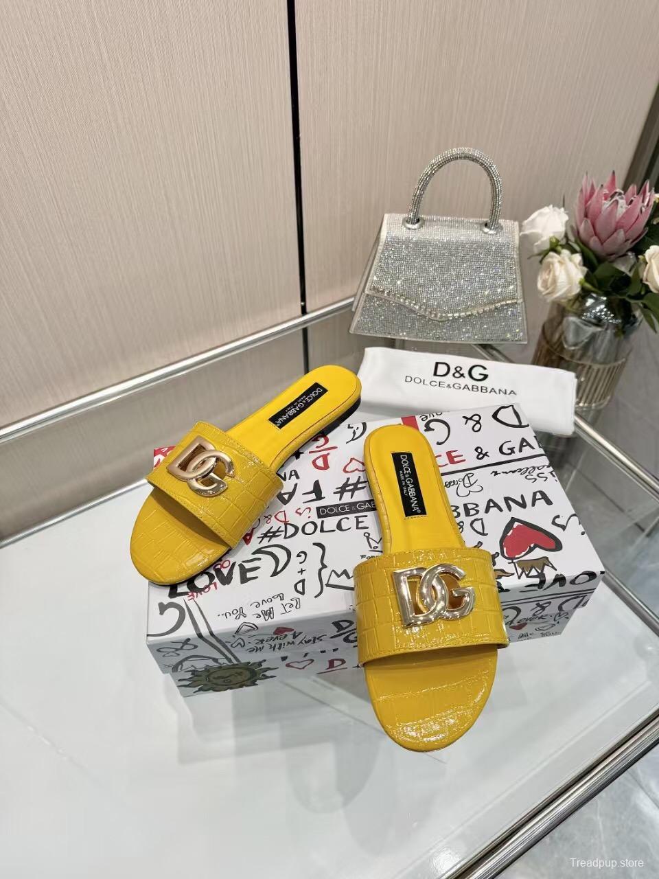 2025 Women Dolce & Gabbana Yellow Leather Slippers LY00190