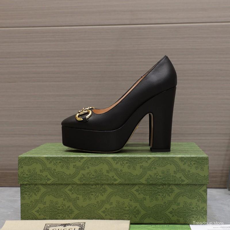 2025 Women Gucci Black Sheep Leather Platform Pumps KFY00320