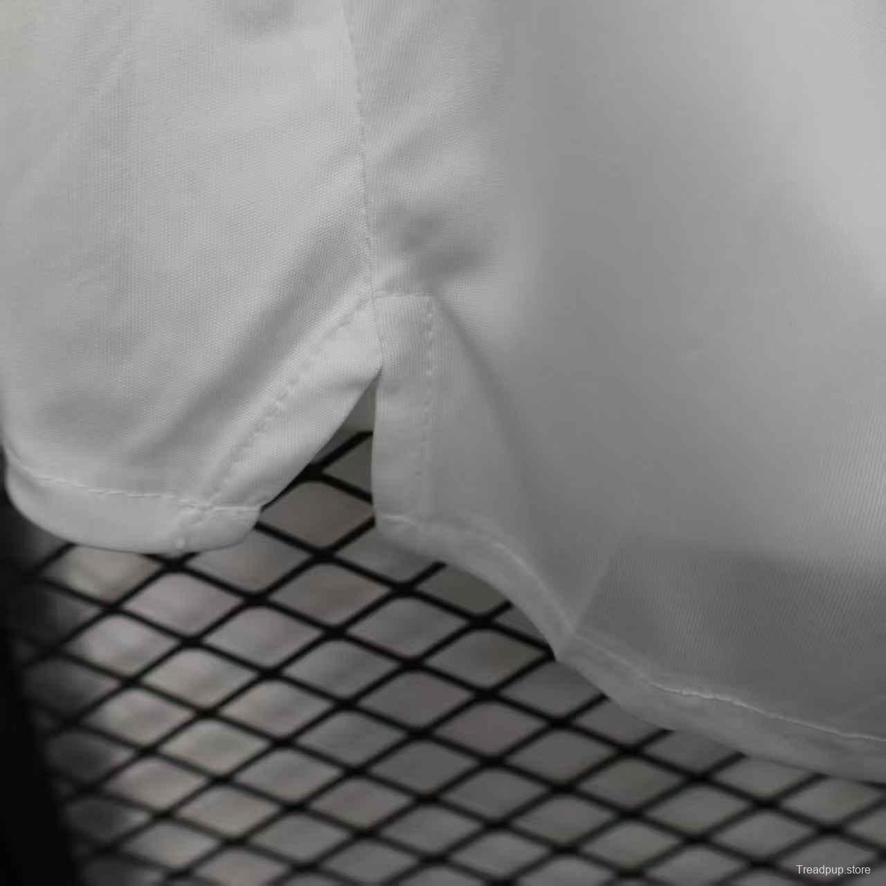 Player Version 25/26 Manchester United Home Shorts