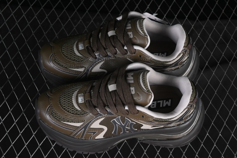 New York Yankees Chunky Curve Runner Enamel Thick Sole Casual Running Shoes - 3ARNSPE5N50BRS