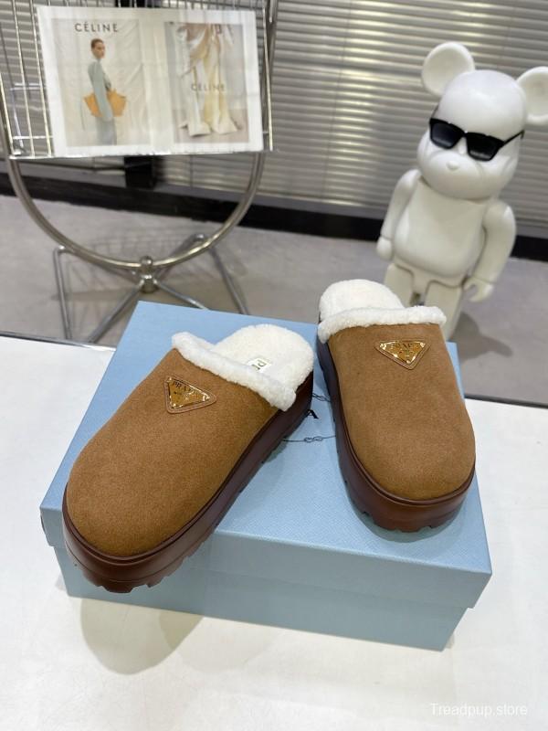 Prada Spring/Summer 2025 Iconic Shearling Slippers - KFY00280