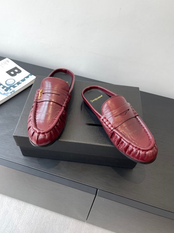 Saint Laurent Classic Loafer Mule Flats - KFY00320