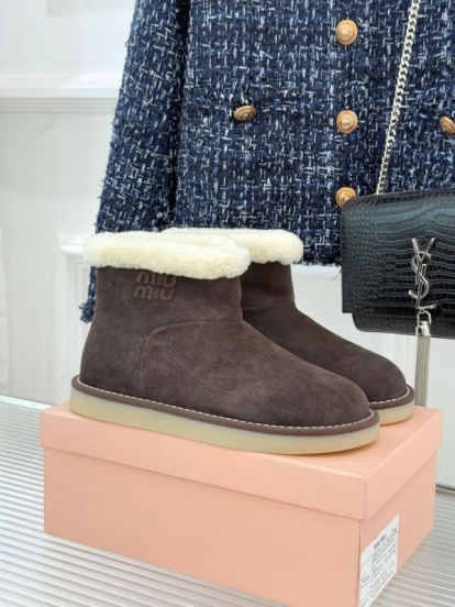 Miu Miu Retro Shearling Platform Snow Boots - KFY00300